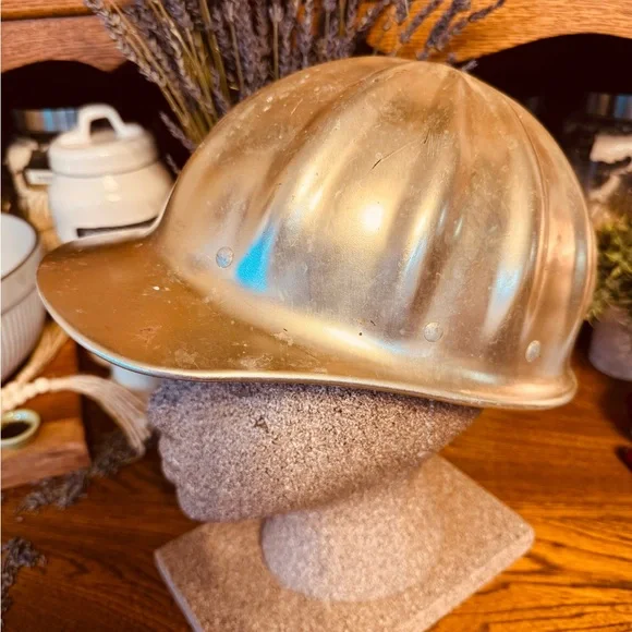 VTG Superlite by Fibre Metal Chester PA USA Aluminum Helmet Hard Hat Logging etc - Picture 3 of 12